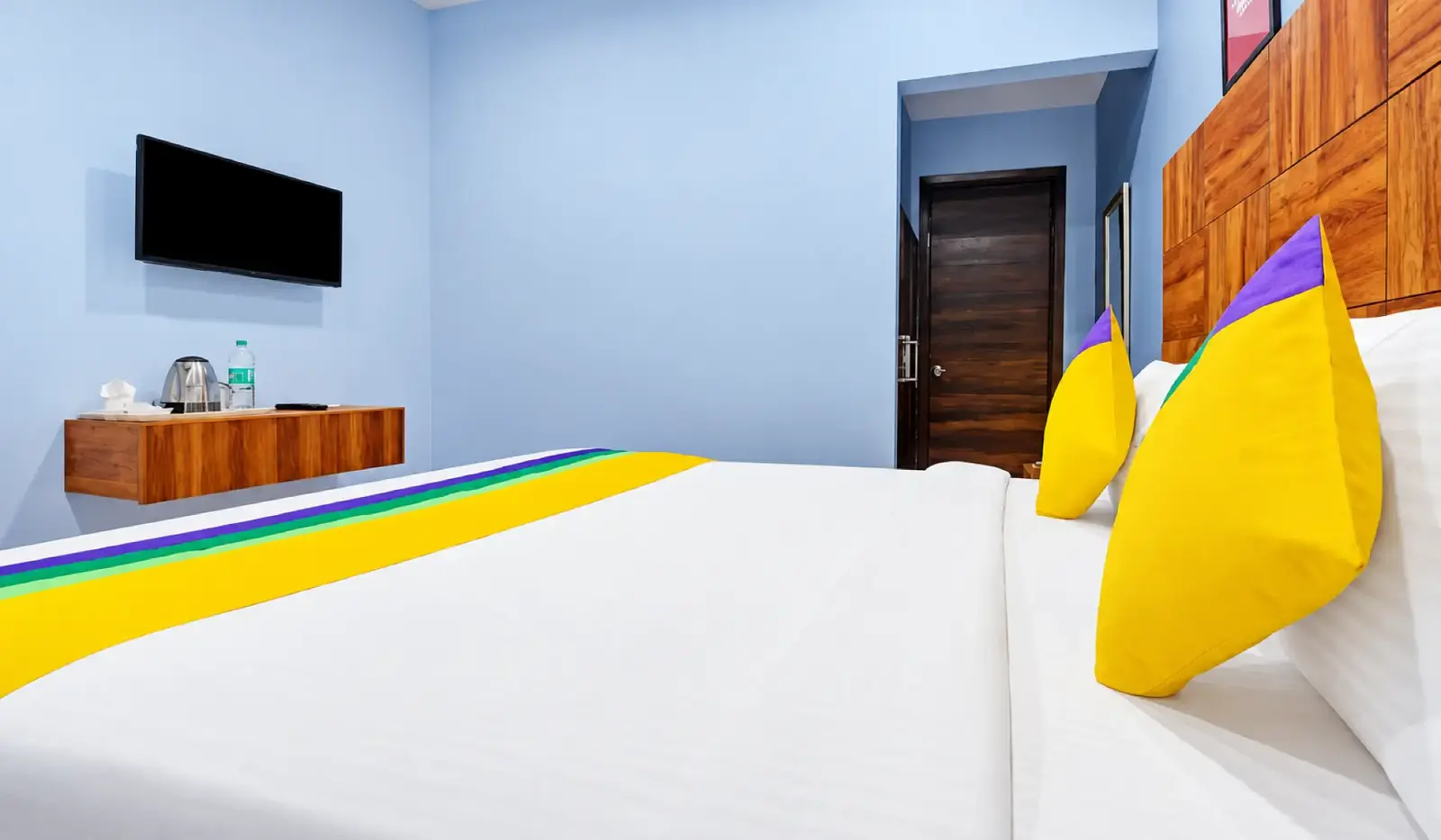 Hotel Soho 62 का गेस्ट रूम, डबल बेड, फ्लैट-स्क्रीन टीवी और चाय-कॉफी सुविधा के साथ
